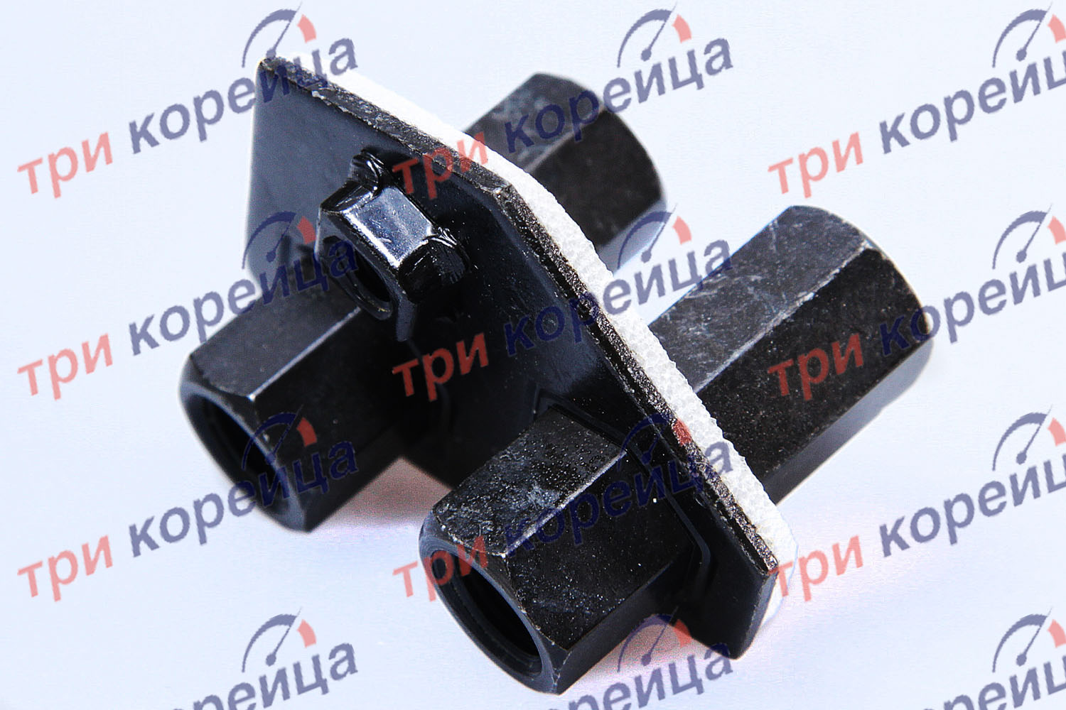 Коннектор трубок тормозных Porter # Оригинал 589114B000. Фото №1 в каталоге ТРИКОР.