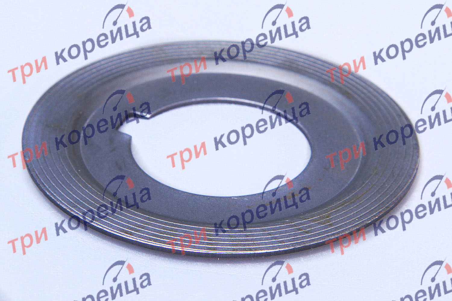Маслоотражатель сальника коленвала передней крышки ДВС D4DB/DD HD65/78. Артикул 2132245001. Производитель Оригинал. Изображение №1